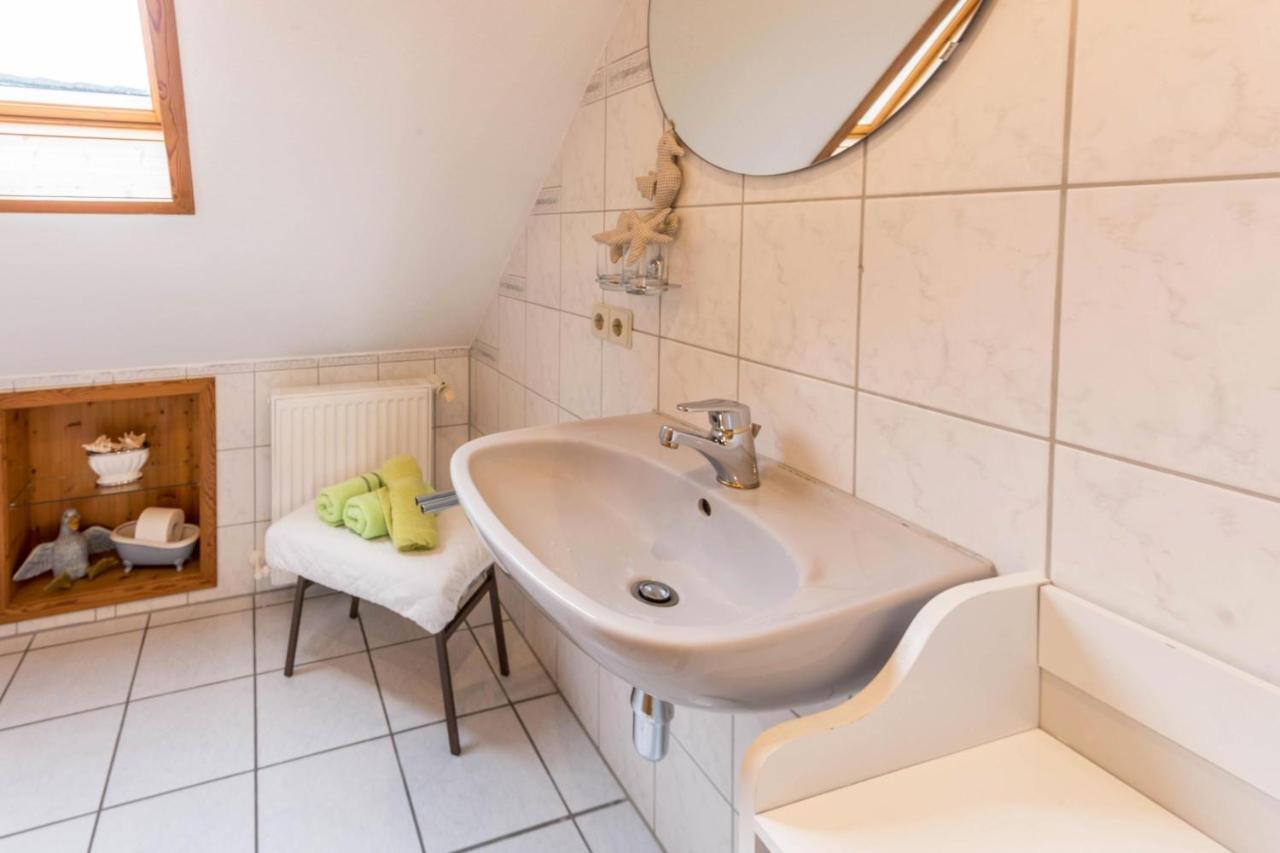 Ferienwohnung Adler Wirdum Екстериор снимка